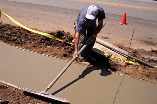 Sidewalk Cementing in Lewes