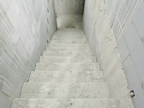 Step Pouring in Lewes